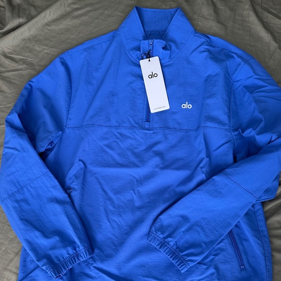 ALO Light Weight Takeaway Track Pullover - Picture 1 of 4